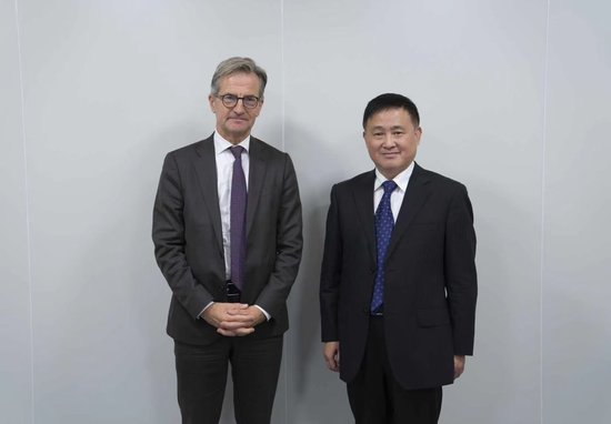潘功胜：逆差国与顺差国应共同努力，实现全球经济动态平衡